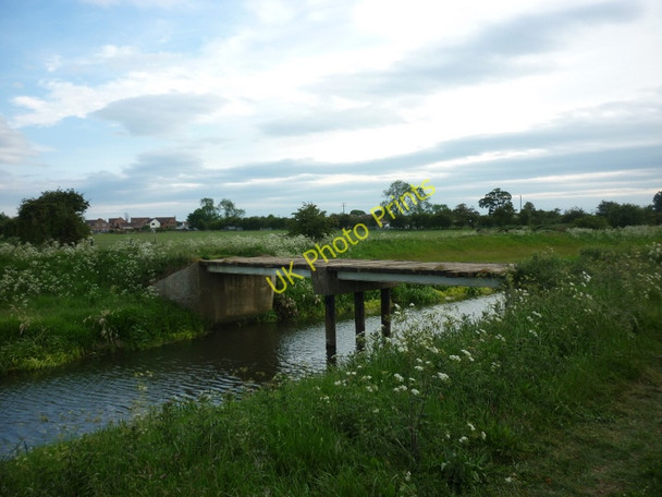 Photo 6"x4" A farm bridge over the River Torne Woodside\/SE7103 c2011