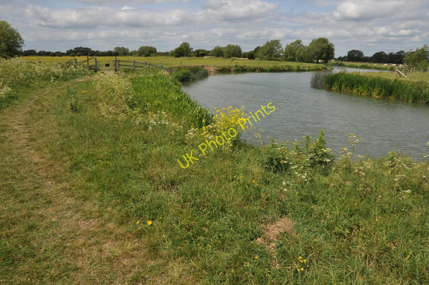 Photo 6"x4" River Thames east of Radcot Cowleaze Corner c2011