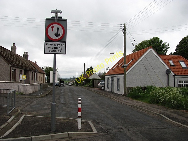 Photo 6"x4" New Gilston Backmuir of New Gilston c2011