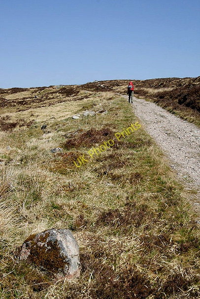 Photo 6"x4" A walker on the West Highland Way Beinn Chaorach\/NN2950 c2011