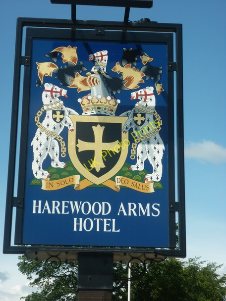 Photo 6"x4" The Harewood Arms Hotel Harewood\/SE3245 c2011