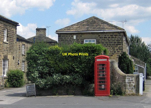 Photo 6"x4" K6 phonebox, Harewood Harewood\/SE3245 c2011