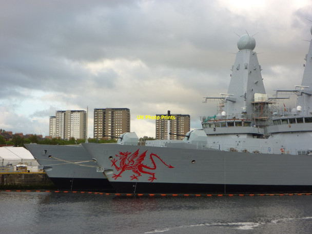 Photo 6"x4" Doon The Watter - 25th June 2011 : Dragon at Scotstoun Renfrew c2011