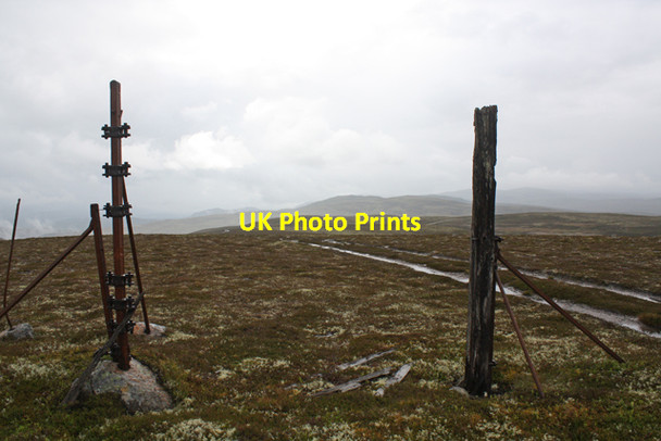 Photo 6"x4" Old gateposts on Carn nan Suilean Dubha Carn nan S\u00f9ilean Dubha c2011