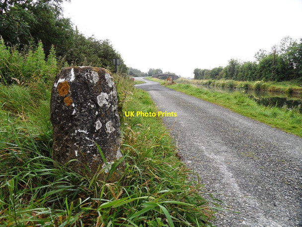 Photo 6"x4" Milestone on the Grand Canal near Hamilton's Bridge, Co. Kildare Derrinturn c2011