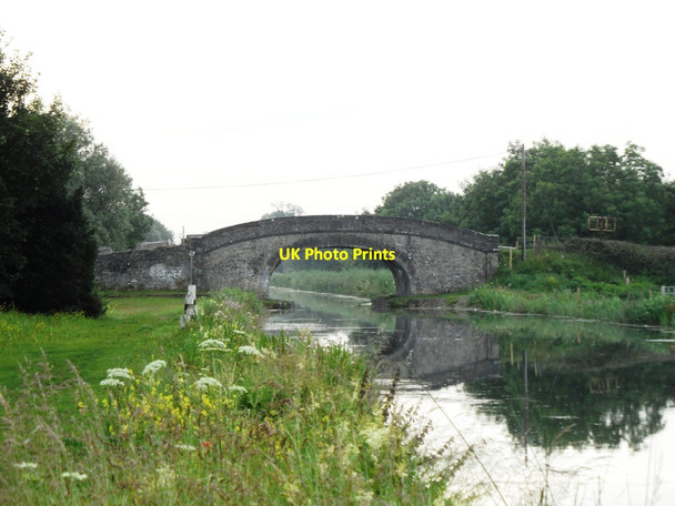 Photo 6"x4" Bond Bridge on the Grand Canal near Allenwood, Co. Kildare Allenwood\/N7526 c2011