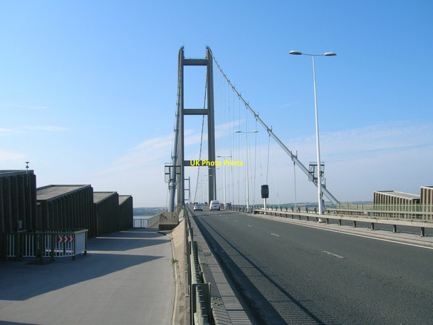 Photo 6"x4" A15 heading south on the Humber Bridge Hessle\/TA0326 c2011
