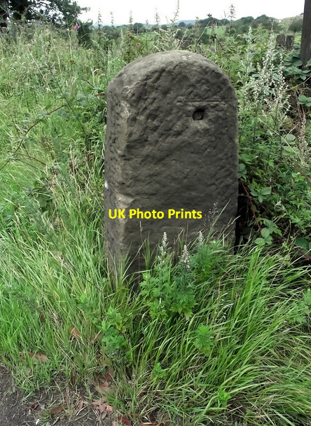 Photo 6"x4" Stone gatepost Biddulph c2011