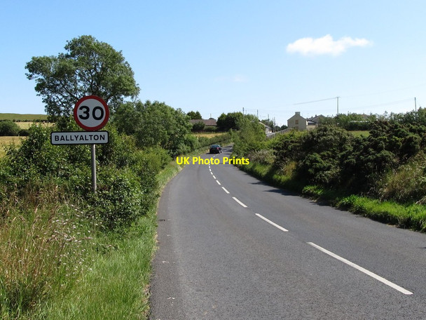 Photo 6"x4" Entering the Ballyalton village 30mph zone Saul\/J5046 c2011