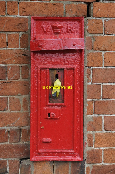 Photo 6"x4" Victorian letterbox Boraston Dale c2011