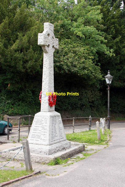Photo 6"x4" War Memorial, Ewhurst Ewhurst c2011