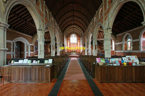 Photo 6"x4" St Mark, Church Road, Woodcote - East end Purley c2011