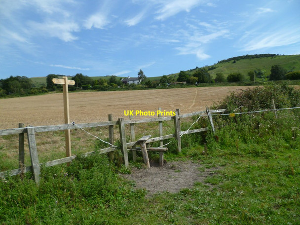 Photo 6"x4" Another stile and signpost on the way to Fulking Fulking c2011