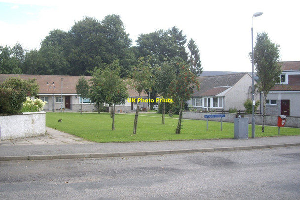 Photo 6"x4" Woodside Crescent, Torphins Torphins c2011