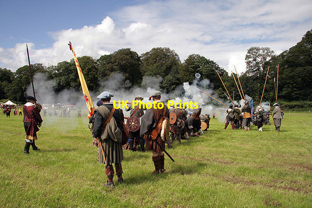 Photo 6"x4" The Battle of Philiphaugh re-enactment, 2011 Selkirk c2011