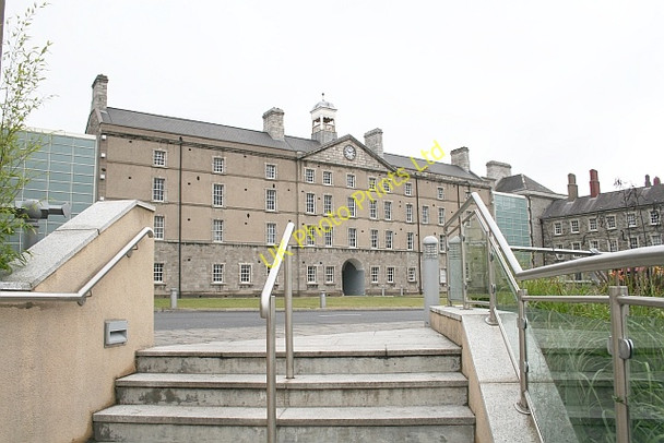 Photo 6"x4" Collins Barracks Dublin\/O1534 c2006