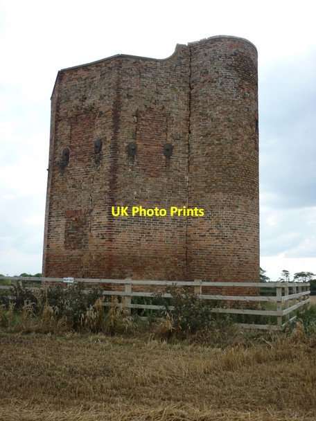 Photo 6"x4" Admiral Storr's Tower Hilston c2011