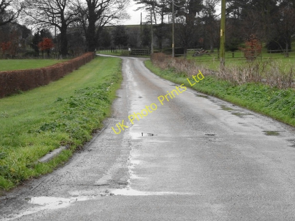 Photo 6"x4" Looking towards Thorne Farm. Cliffs End c2007