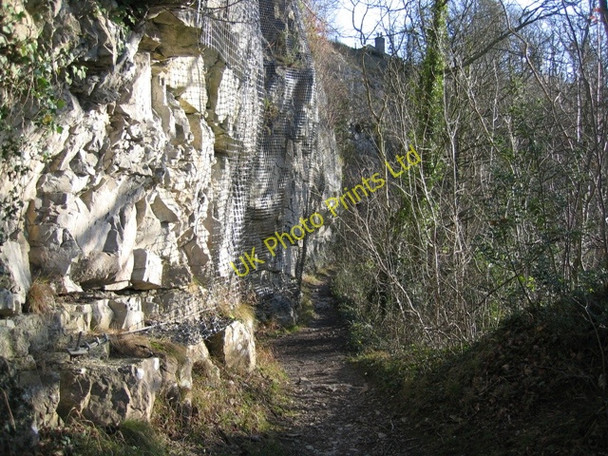 Photo 6"x4" Rock Face on the Leete Path Pont-newydd\/SJ1865 c2007