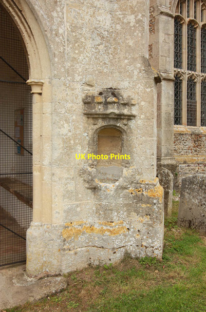 Photo 6"x4" St Nicholas, Denston - Stoup Denston c2011