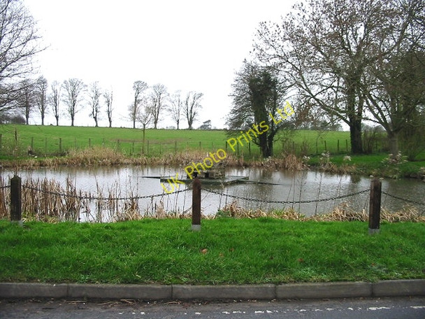 Photo 6"x4" The village pond, Coldred. Coldred c2007