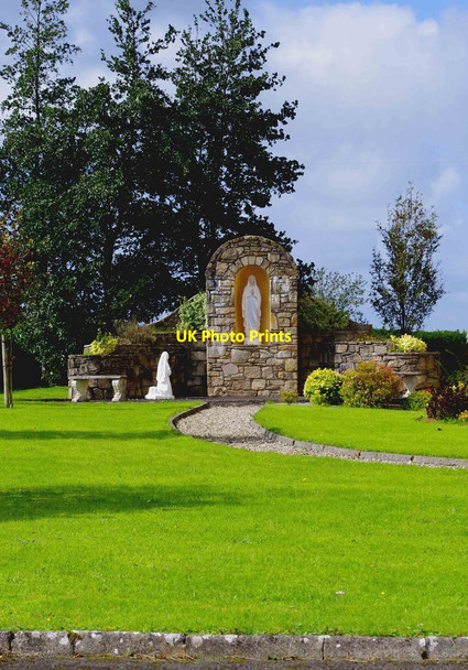 Photo 6"x4" Sacred Heart Church (3) - statue, Scarriff\/An Scairbh Scarriff c2011