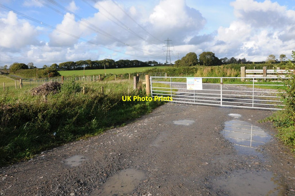 Photo 6"x4" Site entrance, near Redberth Redberth\/SN0804 c2011