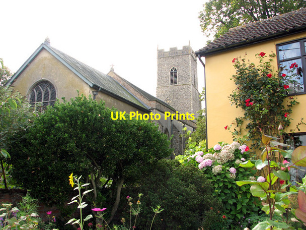 Photo 6"x4" St John the Baptist's church and Church Cottage, Metfield Metfield c2011