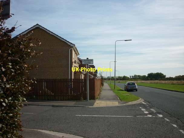 Photo 6"x4" Kesteven Way at Lavender Close Kingswood\/TA0834 c2011
