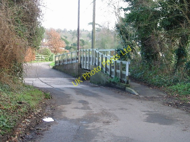 Photo 6"x4" Dry ford and river bed, Bridge. Bridge\/TR1854 c2007