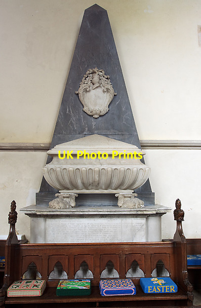 Photo 6"x4" Monument to George Duncombe - St Laurence's church, Downton Downton\/SU1821 c2011