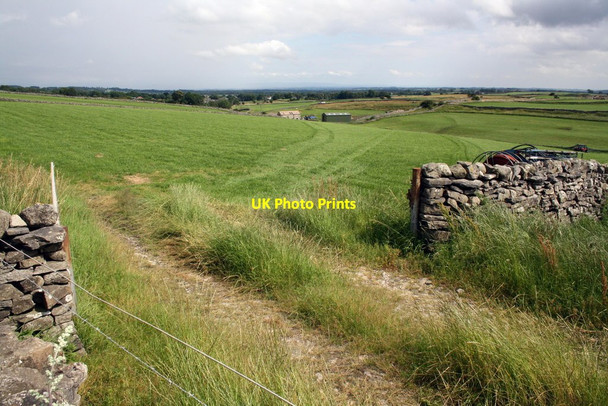 Photo 6"x4" Farmland near Bellerby Camp rifle ranges Bellerby c2011