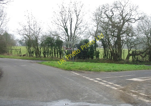 Photo 6"x4" Crossroads at Mockbeggar Mockbeggar\/TR1443 c2007