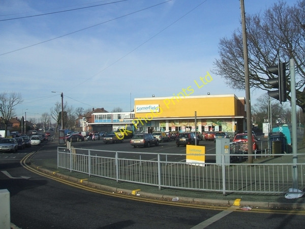 Photo 6"x4" Fallings Park Shopping Centre Wolverhampton c2007