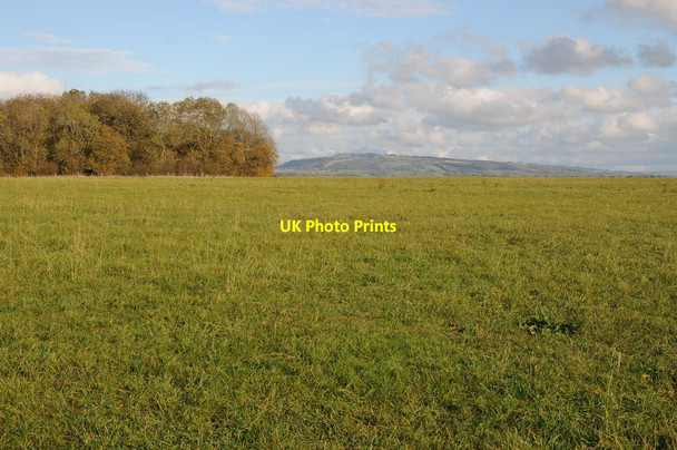 Photo 6"x4" View to Bredon Hill Holdfast\/SO8537 c2011