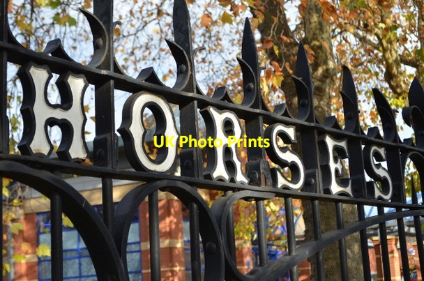 Photo 6"x4" Leicester Cattle Market Gates Leicester c2011 P1