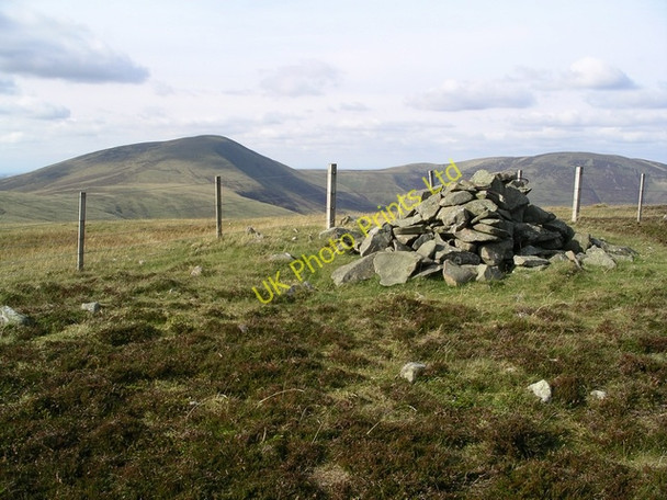Photo 6"x4" Summit cairn, Coomb Hill Tweedsmuir c2005