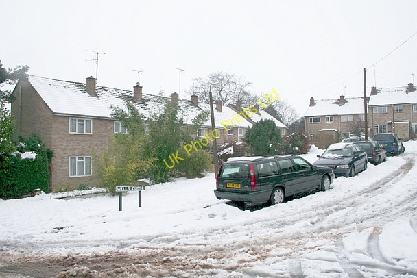 Photo 6"x4" Wells Close in the February Snow Brand Green\/SO7641 c2007