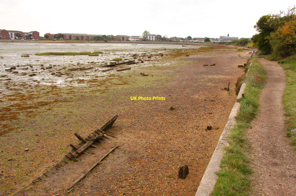 Photo 6"x4" The shoreline by Eastney Lake Portsmouth\/SU6501 c2011
