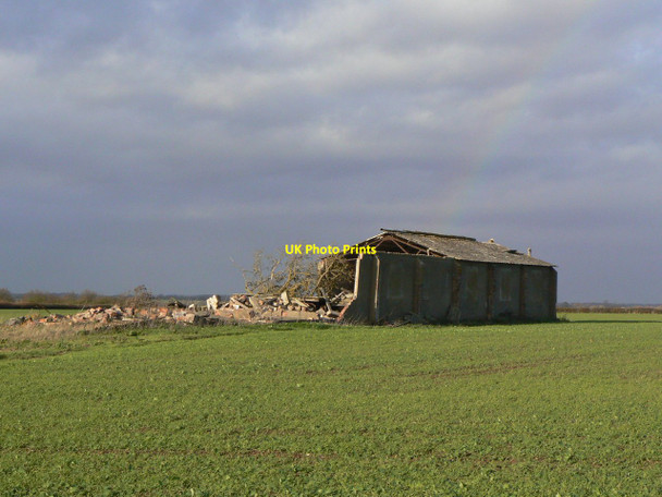 Photo 6"x4" Derelict barn Burton on the Wolds c2011