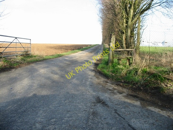 Photo 6"x4" Footpath and farm track to Hode Farm Patrixbourne c2007