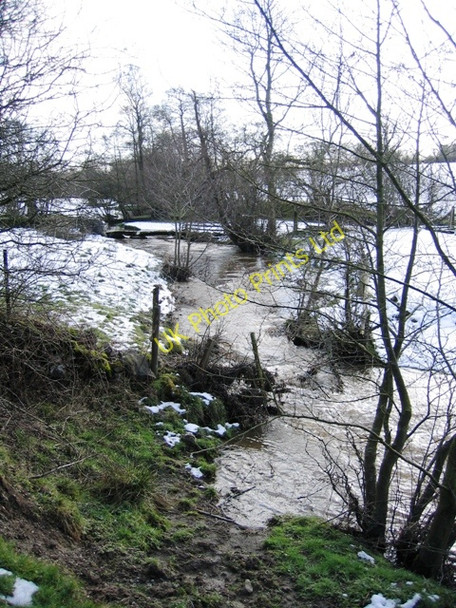 Photo 6"x4" River Alyn\/Afon Alun Bryn-yr-ogof c2007