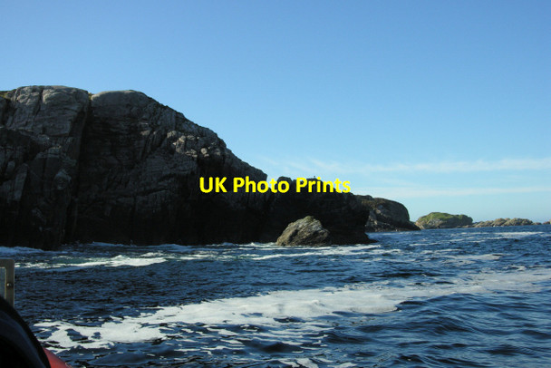 Photo 6"x4" Seacliffs below Rubh a Mhill Bhain Kinlochbervie c2011