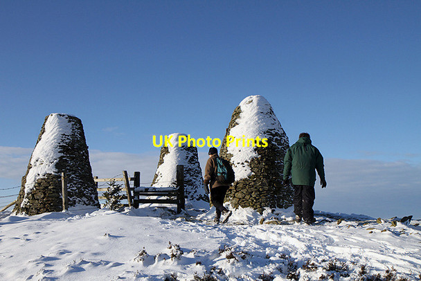 Photo 6"x4" The Three Brethren Cairns Broadmeadows\/NT4130 c2011