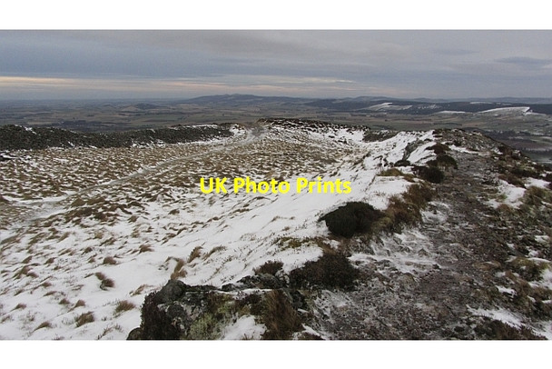 Photo 6"x4" Walls, Tap o' Noth Rhynie\/NJ4927 c2011