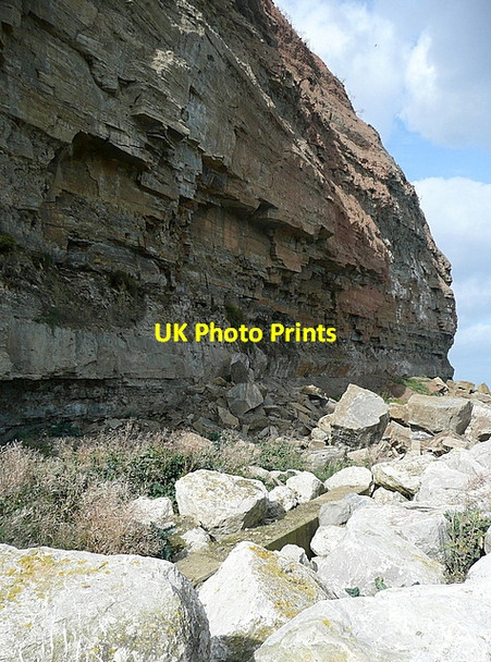 Photo 6"x4" Cowbar Nab Staithes c2011