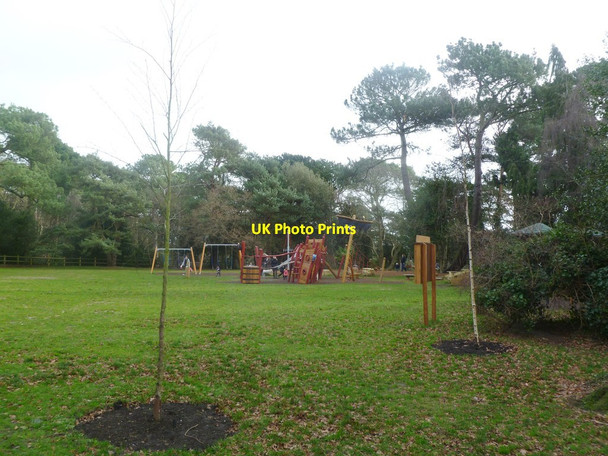Photo 6"x4" Canford Cliffs, playground Canford Cliffs c2012