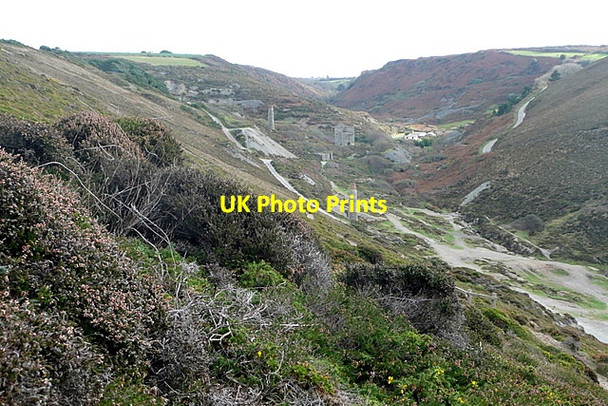 Photo 6"x4" Into Trevellas Coombe Cross Coombe c2011