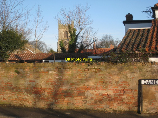 Photo 6"x4" Village scene, Misson Misson c2012