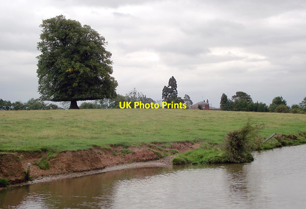 Photo 6"x4" Canalside erosion near Burston, Staffordshire Burston\/SJ9430 c2011